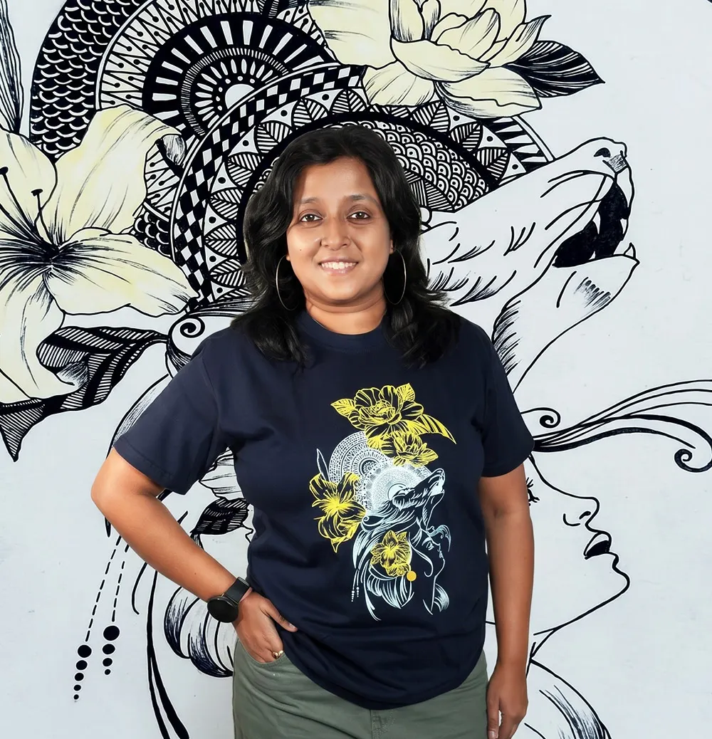 Mandala Wolf Queen Unisex T-Shirt for woman