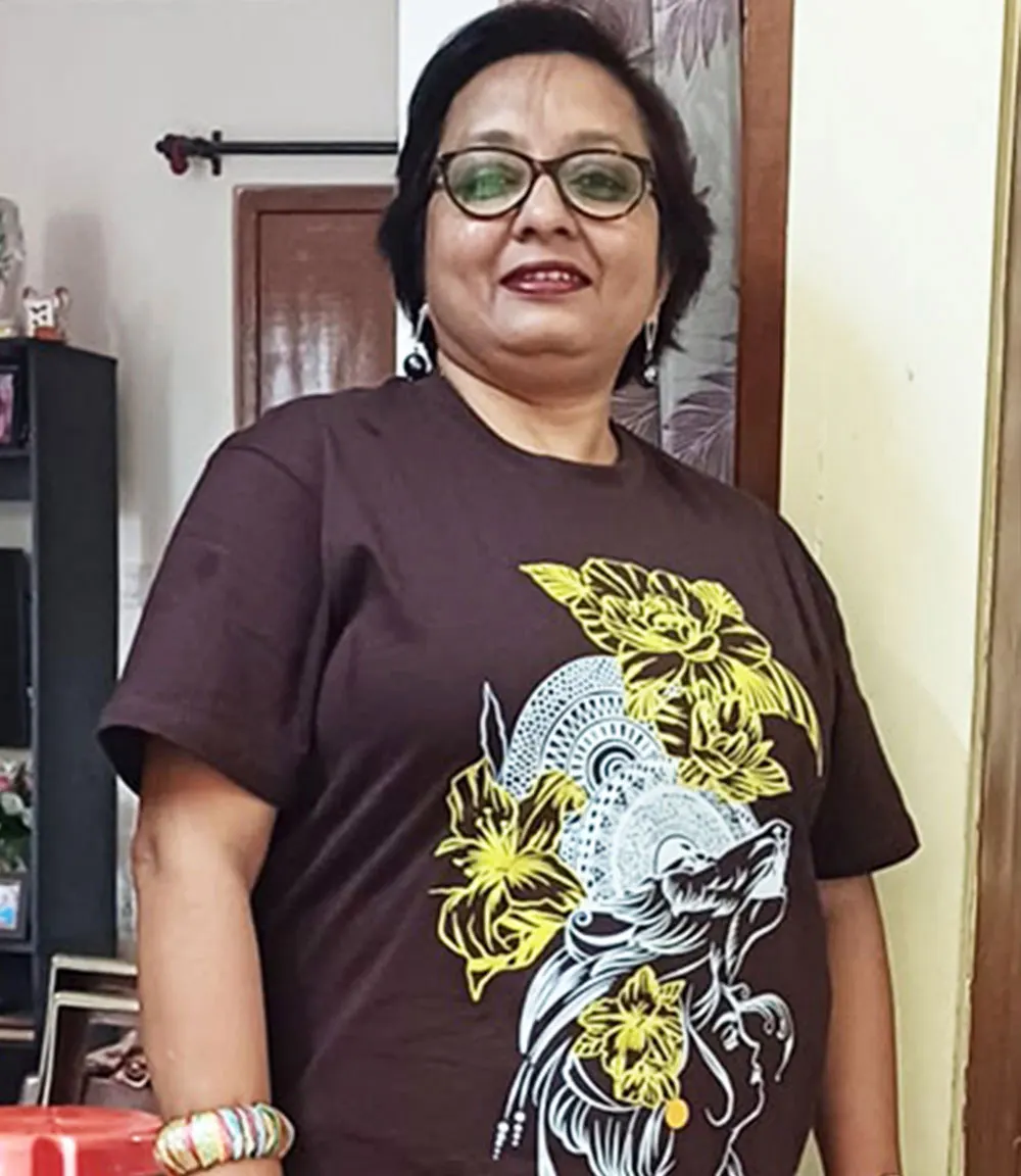 Customer wearing Vilgot graphic T-shirt